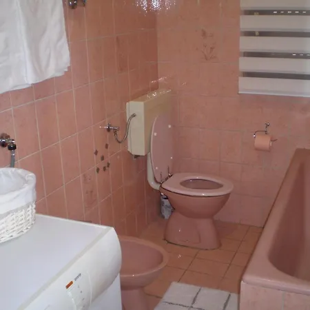 Kosor - Three Bedroom With Terrace And Sea View Daire *
