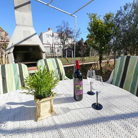 Kosor - Three Bedroom With Terrace And Sea View